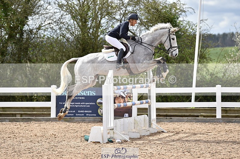 240403A-151410-00915 - Cls 5 Foxhunter and 1.20m Open