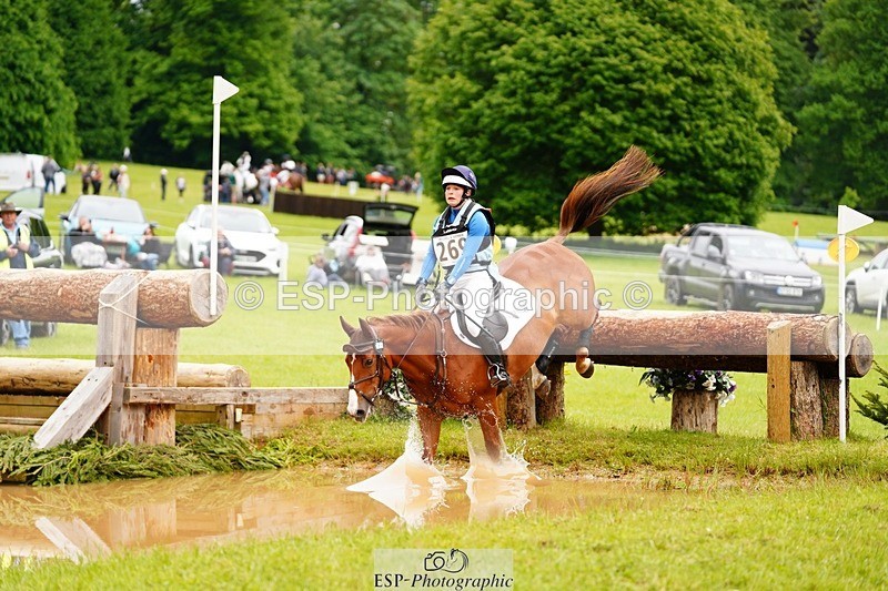 240525-164926-18892 - 269-EMERALD_KATIE-Isabelle_Cook