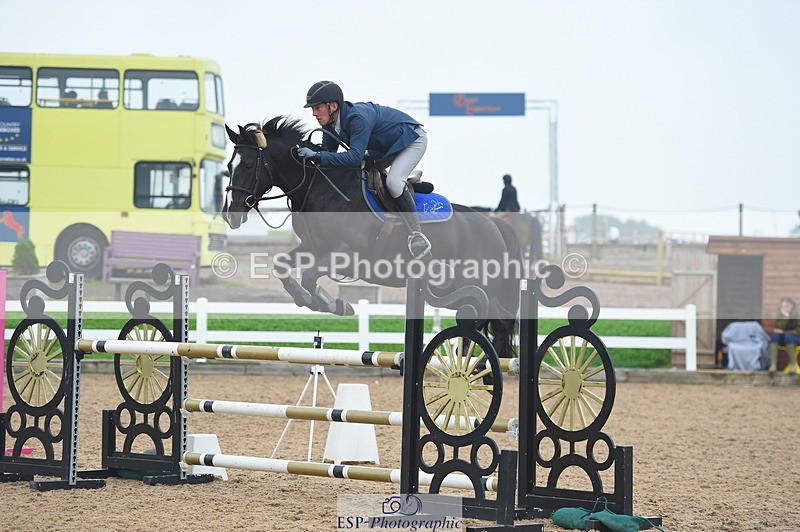 230916A-153520-04728 - Cls 25 1.10m Amateur Qualifier