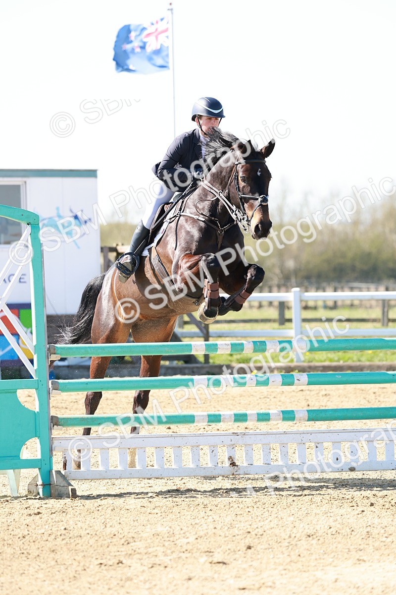 SBM_004587 - Class 17 - Senior Newcomers - 1.10m