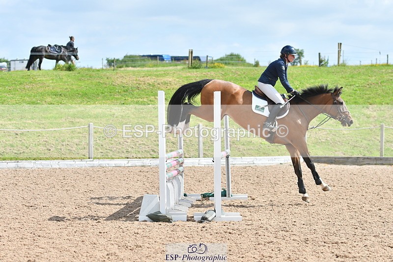 240609A-103311-03910 - Cls 16 Snr Discovery and 1m Open