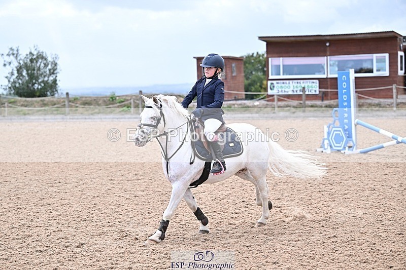 250826-154037-00161 - Clear Round and 60cm