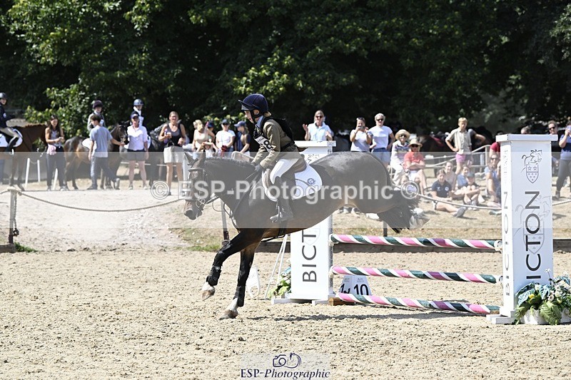 250823A-132733-30462 - PC70 Jump Off