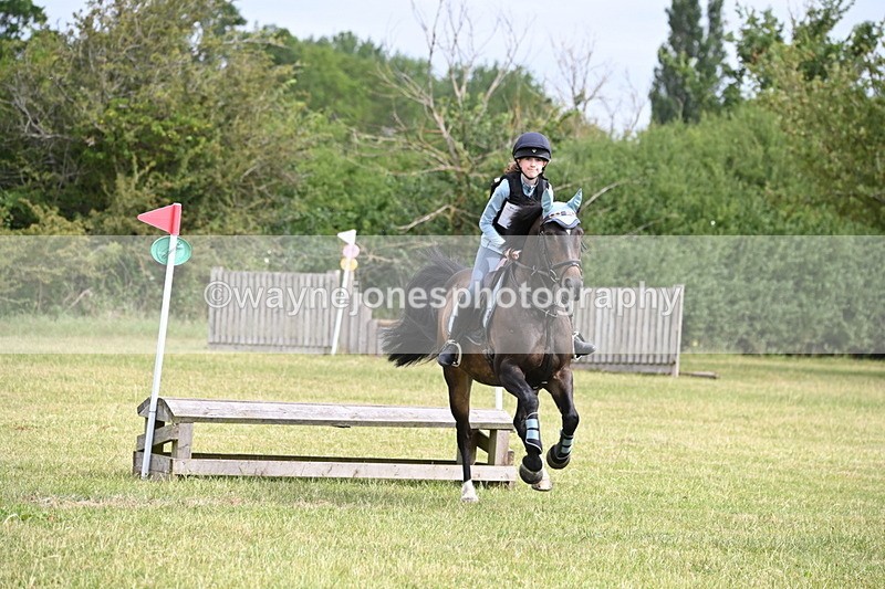 WJ6_6369 - 60cm XC Time 10:17 to 10:49