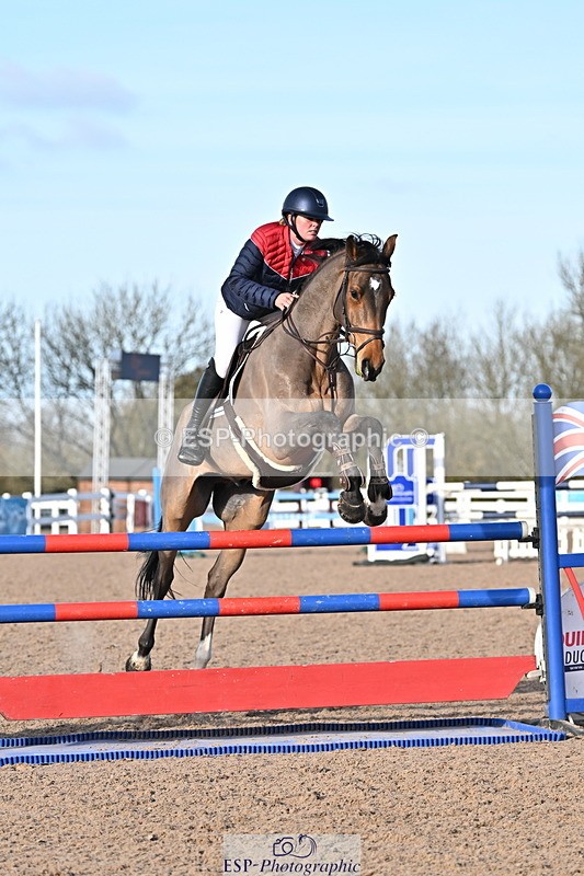 241113A-132649-00711 - Cls 04A&B Snr Newc & 1.10m Open