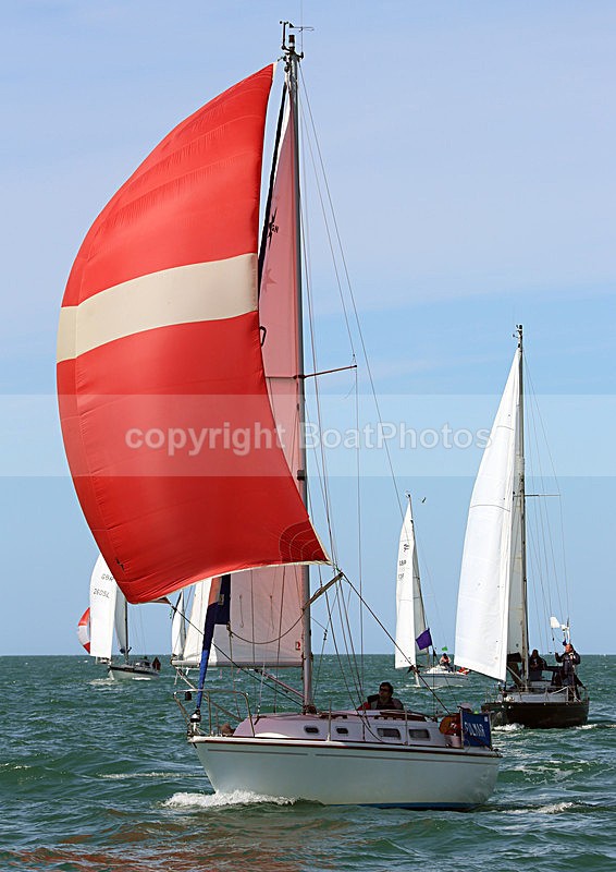130601 FULMAR WT7A8927 - ROUND THE ISLAND RACE - 1st June 2013