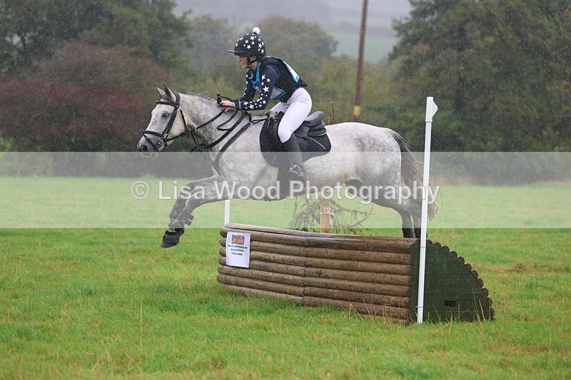 3E7A1090 - Class 2: 70cm: Half Roll Top