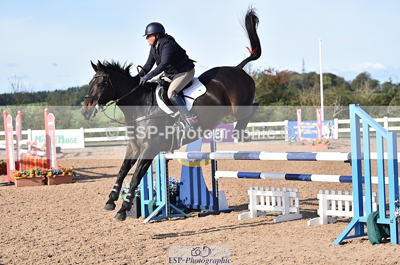 231015A-112106-07421 - Cls 23 Discovery & 1m Open