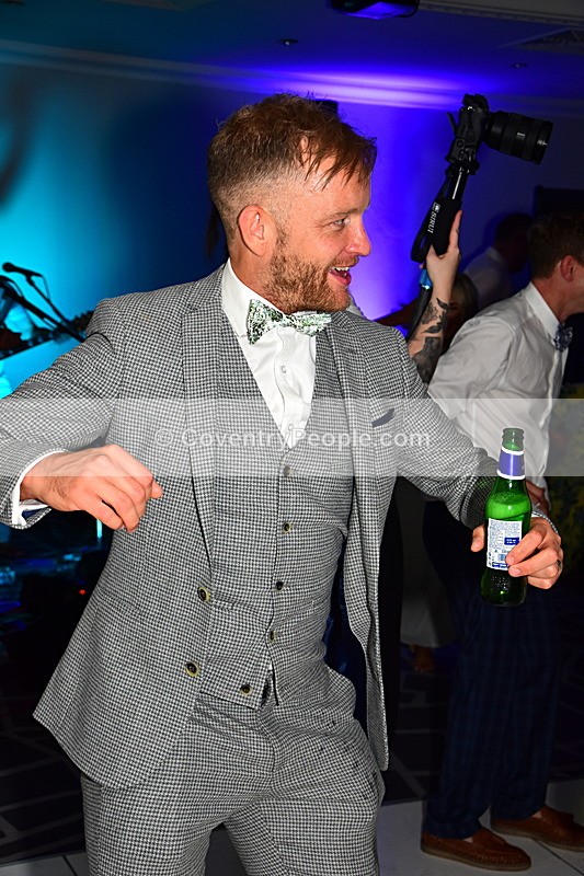 CON-2113 - Toni & Liam