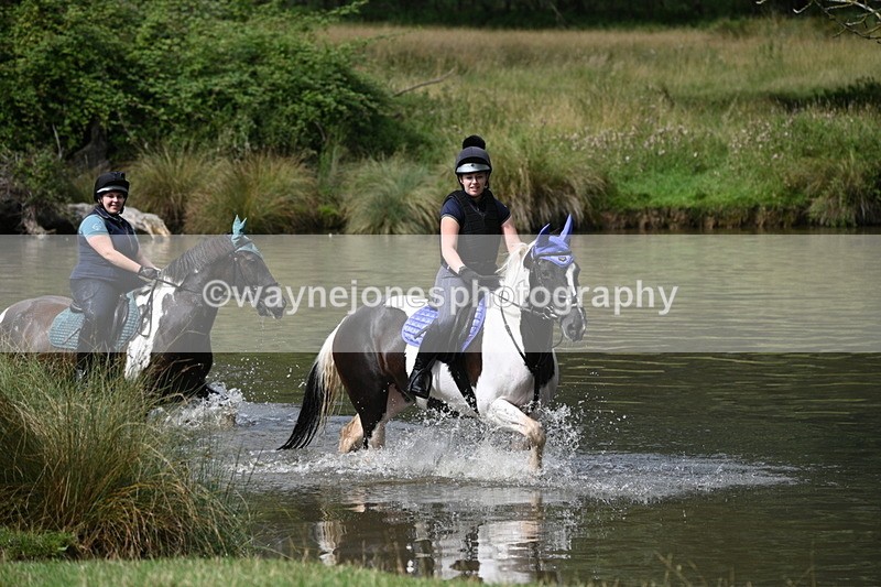 WJ7_1940 - Time at Water 10:48 to 11:13