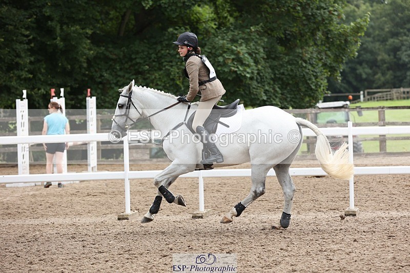 240803-101813-00485 - 106-Issy_Perry-DATE_NIGHT