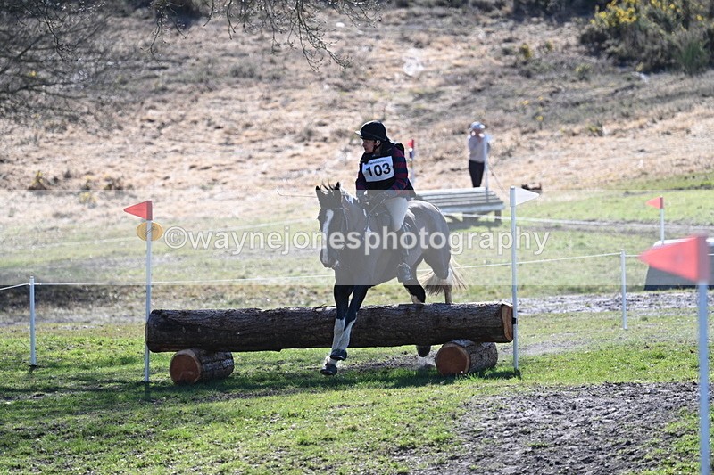 WJ7_9915 - XC Time 10:51 to 11:07