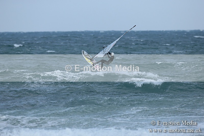WS 020413-188 - Windsurfing