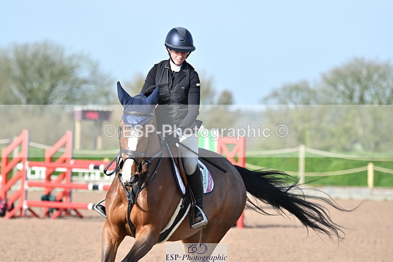 240315A-092927-00002 - Cls 1 Seniors 1.05 and 1.10m Open