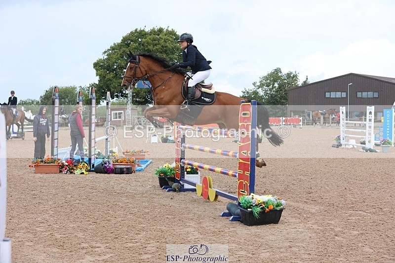 250911-120404-01314 - Cls 3 Snr Foxhunter
