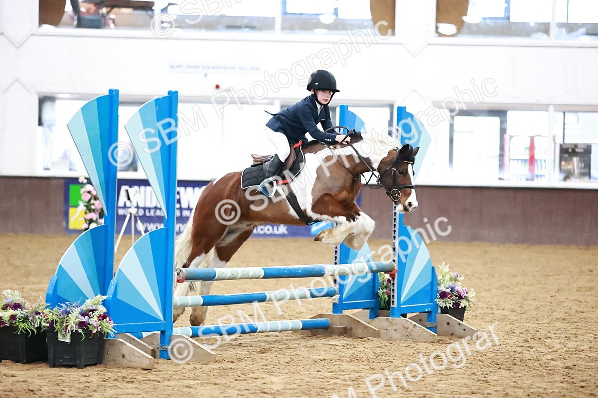 SBM_000239 - Class 1 - Pony Intro 70cm