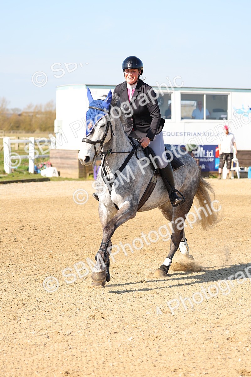 SBM_000104 - Class 1 - Clear Round