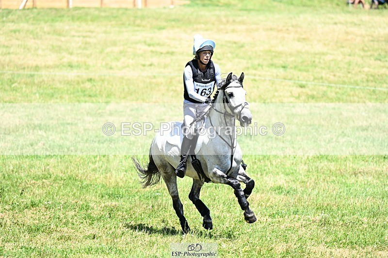 240629X-140410-3986 - 163-Henrietta_Hough-CORRIES_ROBS_STAN