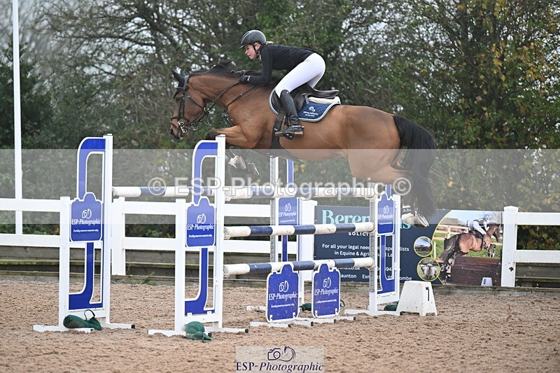 241102A-152705-06101 - SAT Cls 17 National 1.30 & 1.40m