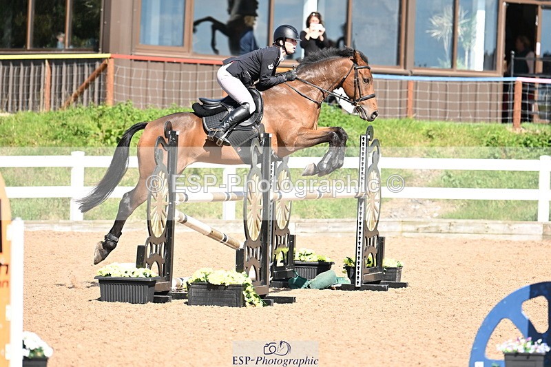 240914A-141210-07561 - Cls 24-S 1.05m Amateur Qualifier