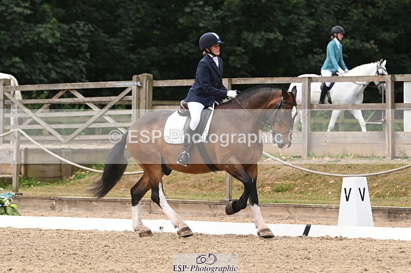 250719A-120226-04552 - 026-Carol.Quantrill-Cormoy.Lad