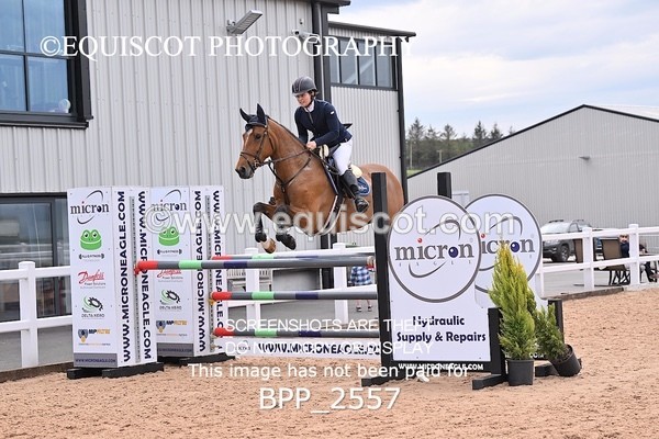 BPP_2557 - CLASS 7 - FRI - Senior Foxhunter/1.20m Open