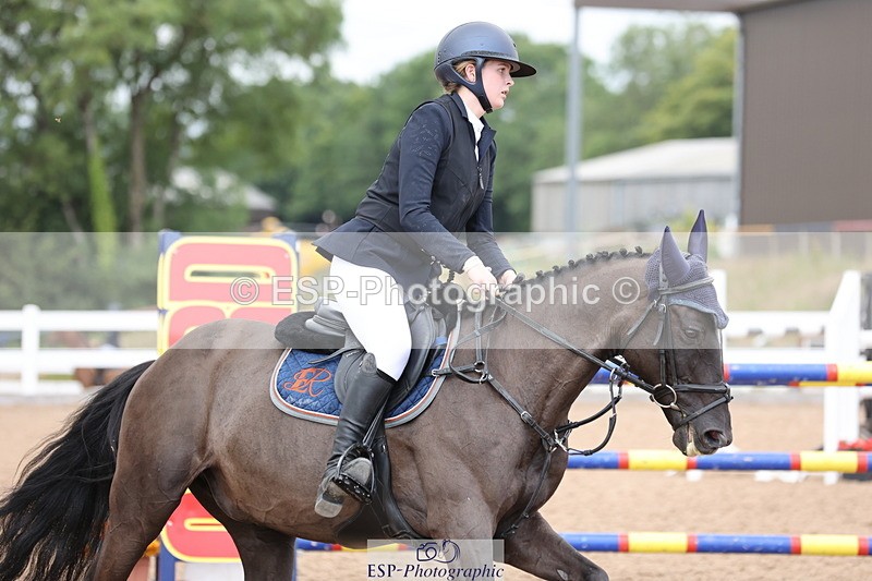 240630A-154039-14835 - Cls 33 Foxhunter and 1.10m Open