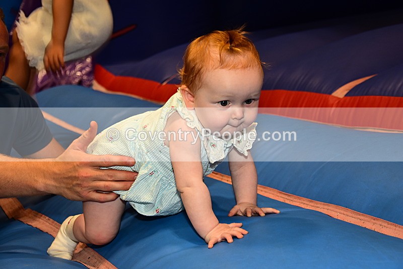 CON-699 - Joey and Ella