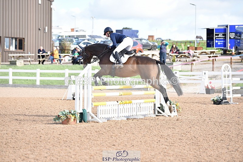 231015A-125158-08148 - Cls 25 95cm Amateur Q 2nd R