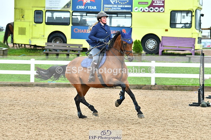 230730A-132006-10041 - Cls 33 85cm Amateur Quali