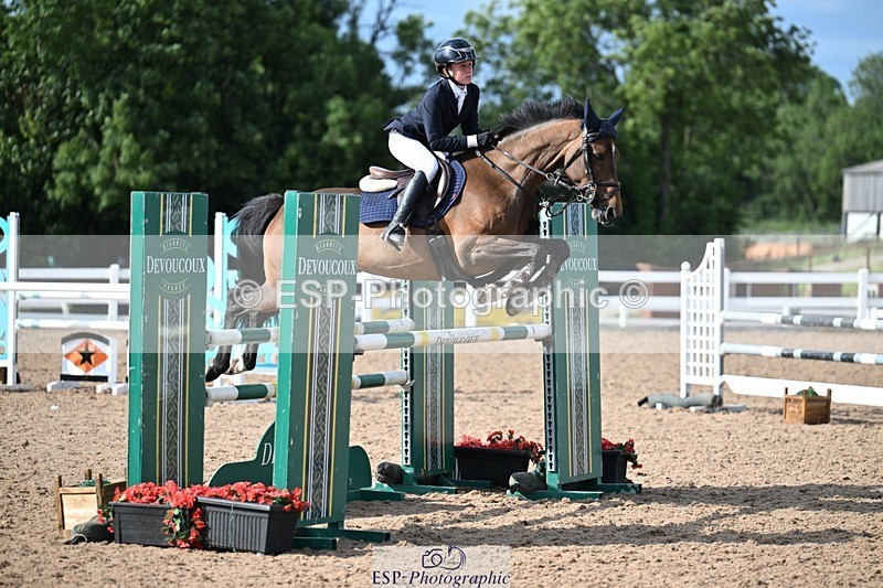 260627-175554-05891 - Cls 27 Foxhunter and 1.10m