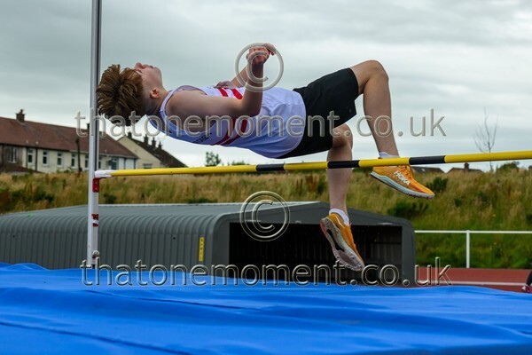 ComMast25-910967 - Field Male Set Two