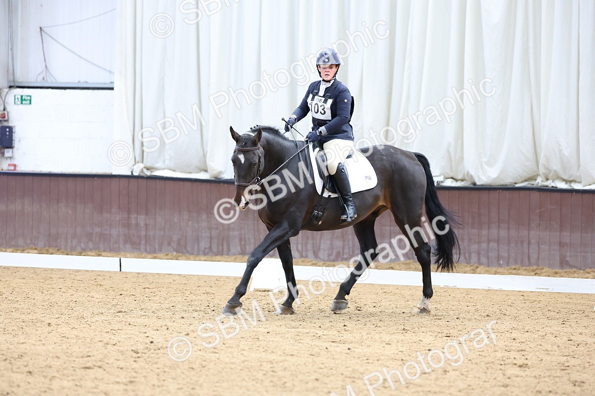 SBM_002216 - Novice 2
