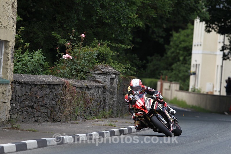  - Superstock Race