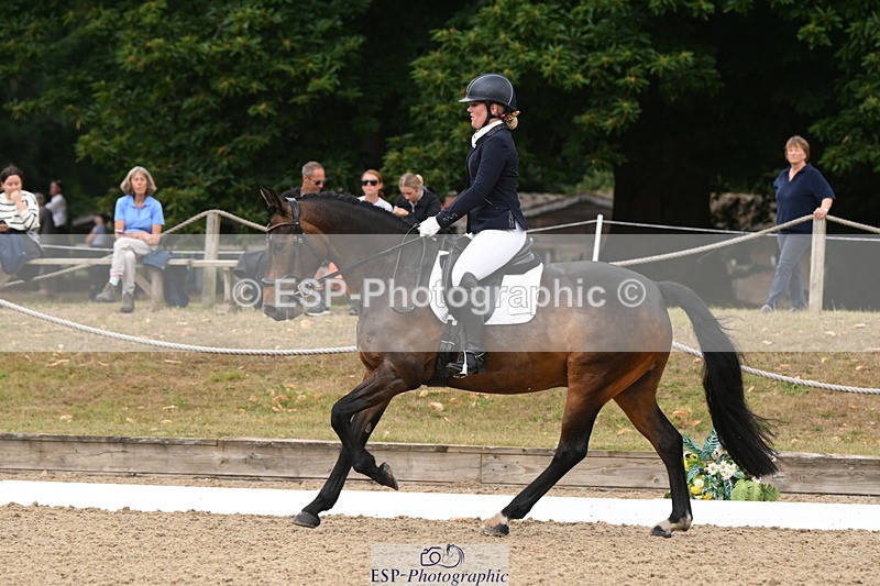 250720A-121459-10194 - 098-Becky.Littleton-Optical.Illusion