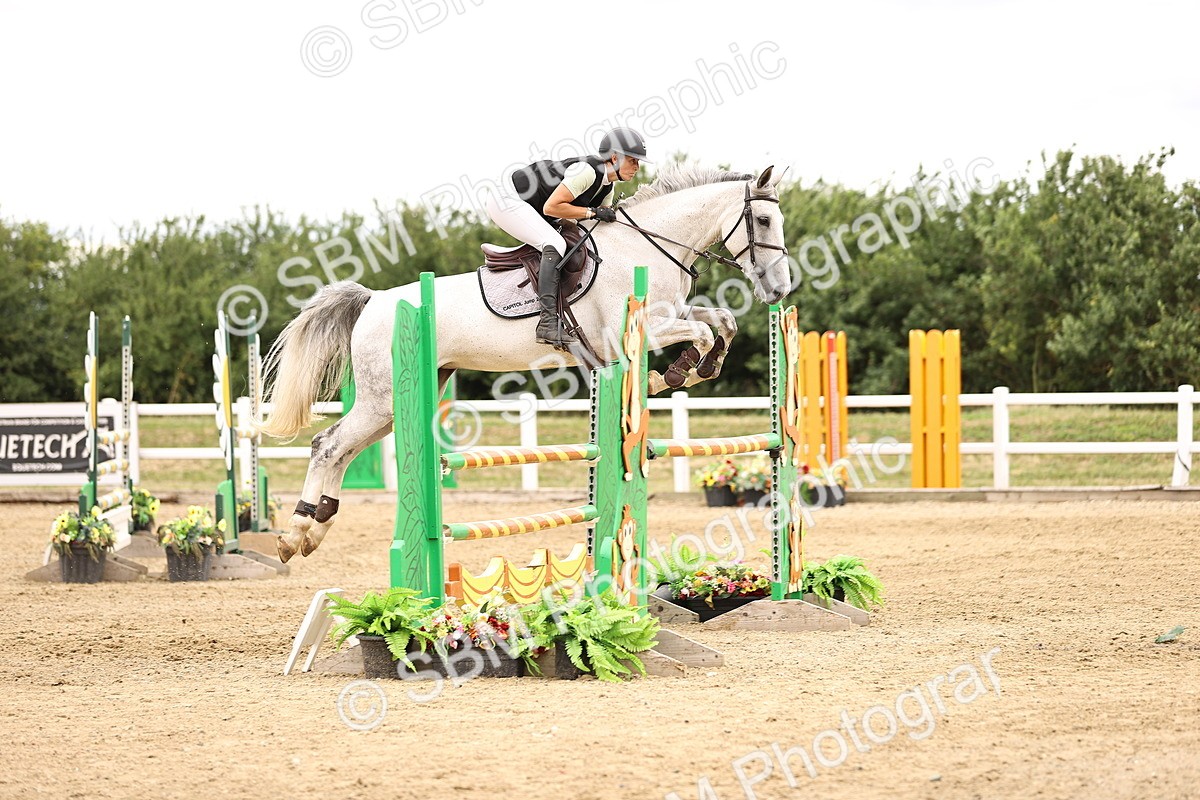 SBM_003284 - Class 21 - Senior Newcomers - 1.10m