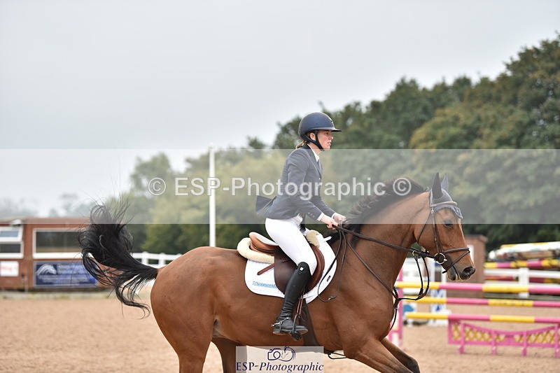 231011A-135940-00611 - Cls 5 Foxhunter & 1.20m Open