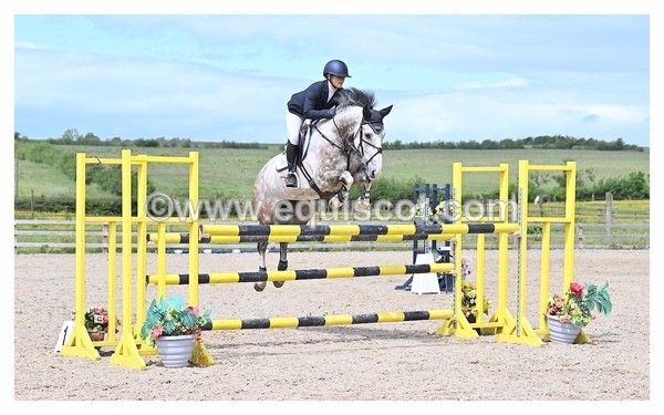 BPP_1210 - CLASS 6 FRI Senior Foxhunter/ 1.20m Open