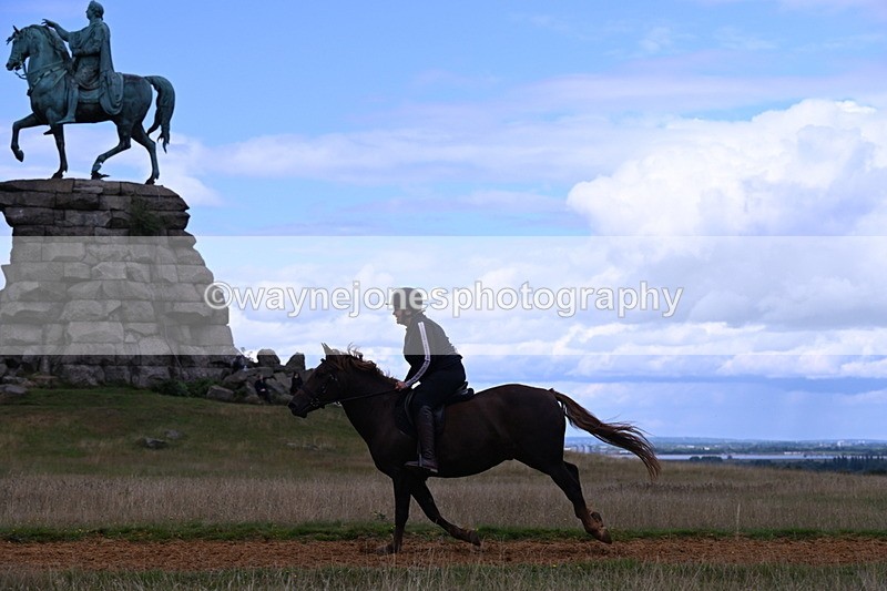 DSC_9777 - Time at Statue 15:11 to 15:58