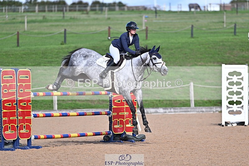 260923B-152314-00985 - Cls 06 Snr Fox & 1.20m Open