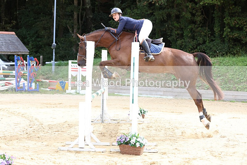 3E7A3294 - Class 4: Senior British Novice/90cm open