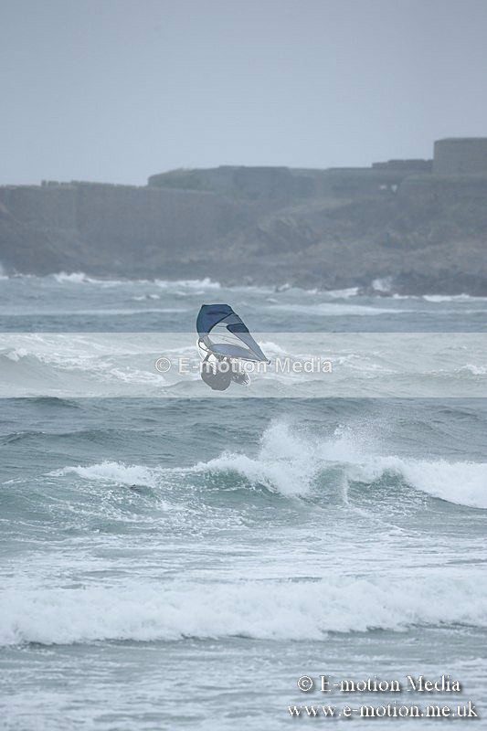 WS 150913-258 - Windsurfing
