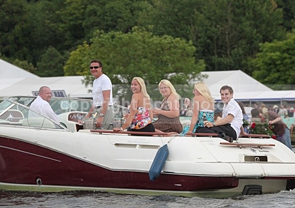 090703 JEANNEAU 755 RUNABOUT IMG_7013 - HENLEY REGATTA FRIDAY 3rd JULY 2009