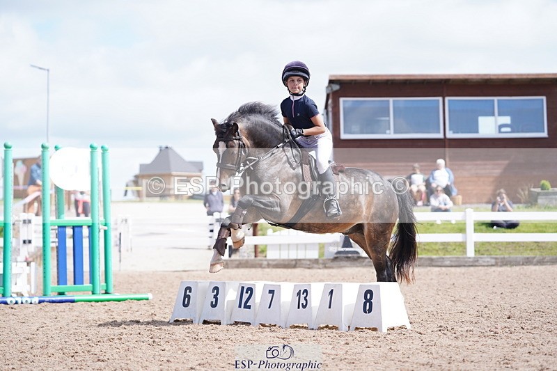 240809A-142532-01232 - Chase Me Charlie