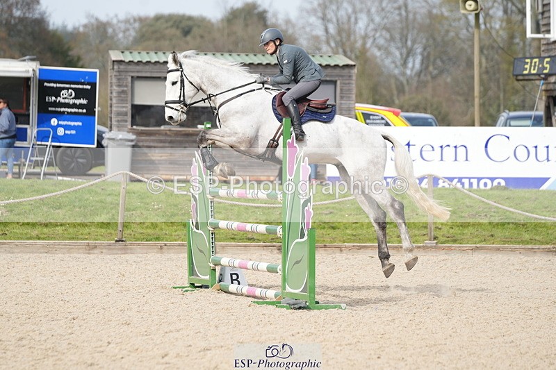 260322A-140738-01917 - 13 Foxhunter 1m 20 Open