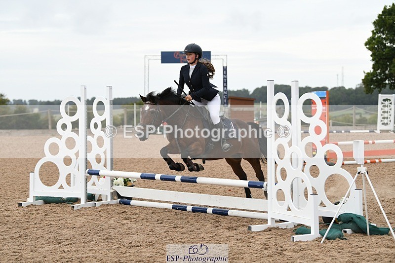 250807-101049-00083 - 60cms Round 1