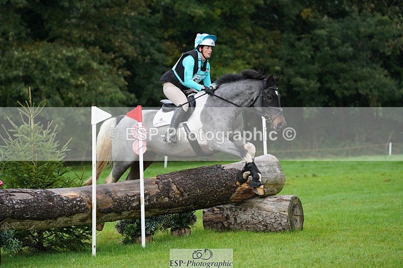 231021-101020-13692 - 622-CRAFTY.WIZARD-Heather.Urquhart-SC+XC