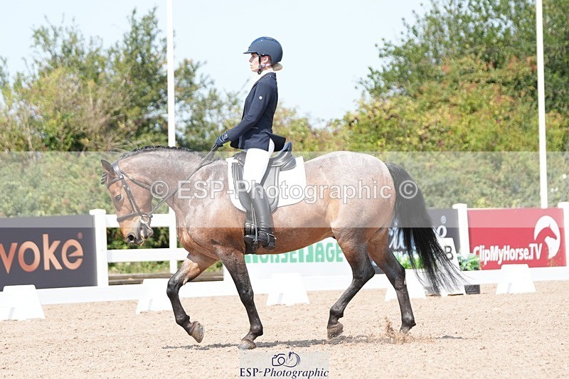 250817-125142-09457 - 177-Joanne.PengellyAshfield.Bob