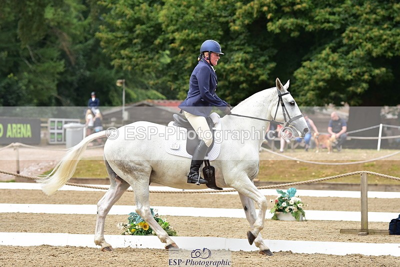 250719A-120330-05427 - 014-Debby.Appleby-Bit.Of.Bubbly