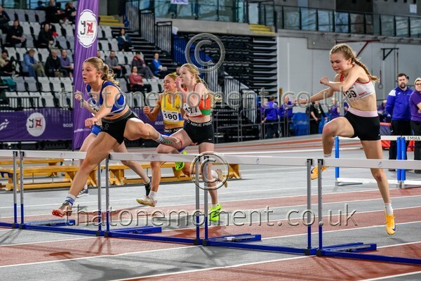 CEInv26-911202 - Track Female